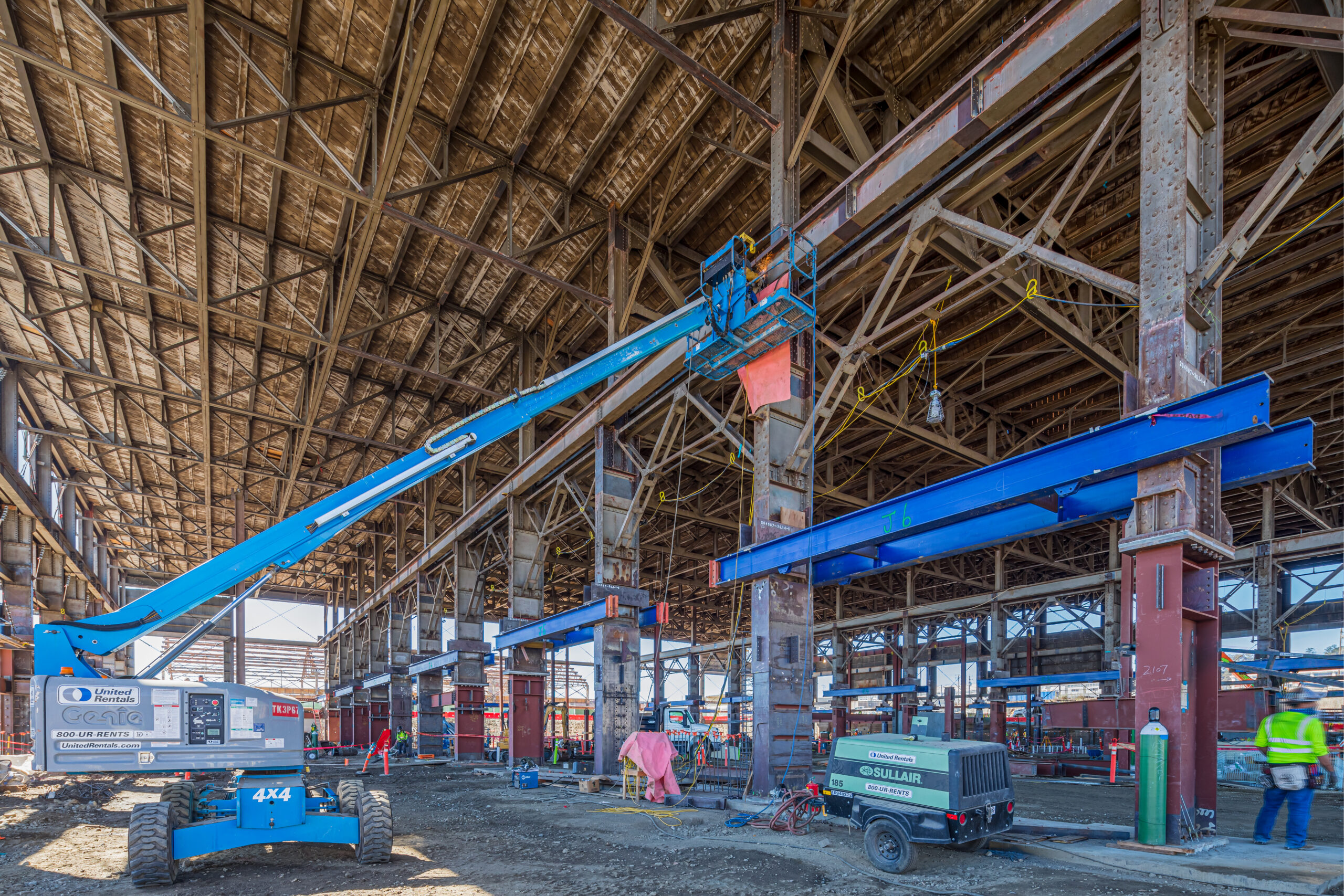 telescoping lift at a construction site